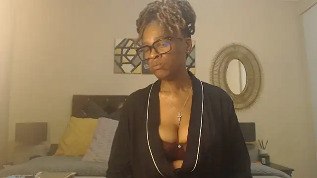 Creamyass22 online show from 4, 8, 2026