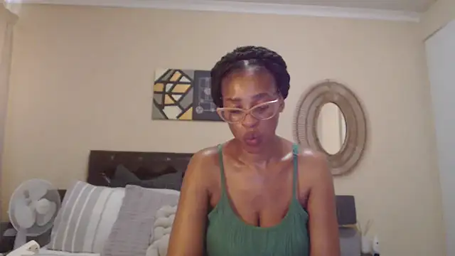 Snapshot of Creamyass22 chatting on 19, 2, 2026 Creamyass22 online show from 19, 2, 2026