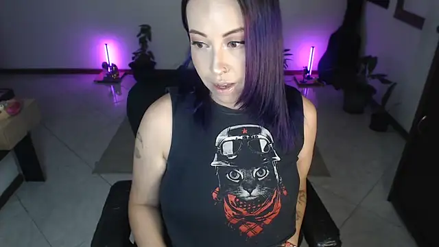 charlottezoe15 online show from 17, 5, 2026