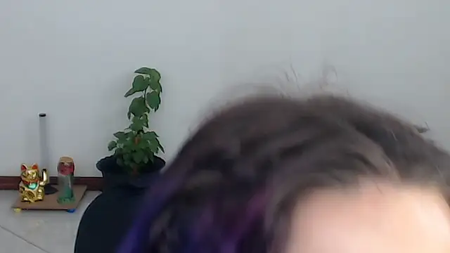 charlottezoe15 online show from 13, 5, 2026