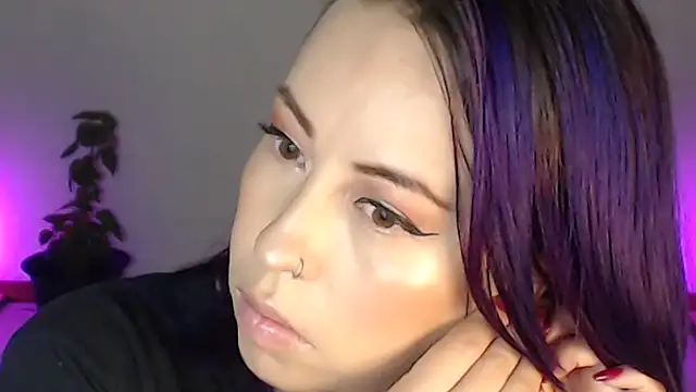 charlottezoe15 online show from 15, 5, 2026