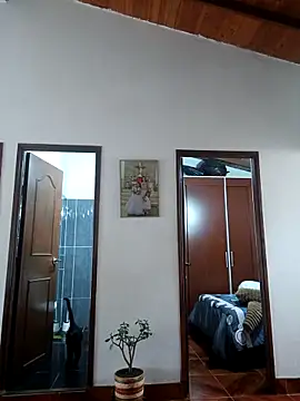 LunaZambrano online show from 17, 3, 2026