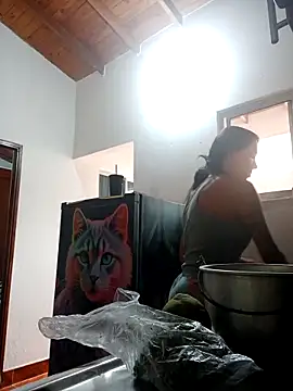 LunaZambrano online show from 20, 11, 2025