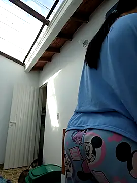 LunaZambrano online show from 10, 1, 2026