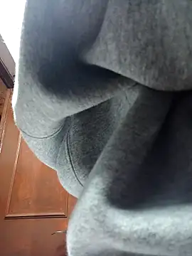 LunaZambrano online show from 15, 10, 2025