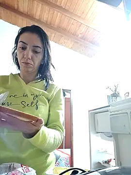 LunaZambrano online show from 3, 12, 2025