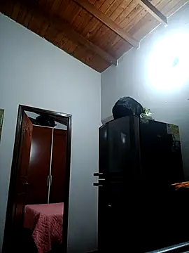 LunaZambrano online show from 13, 2, 2026