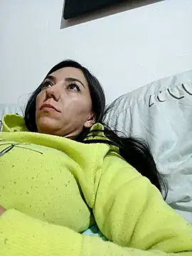 LunaZambrano online show from 26, 11, 2025