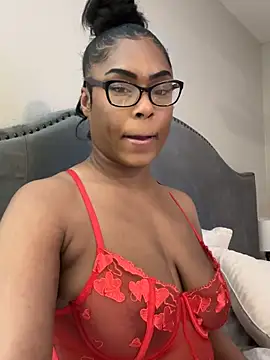 CandyLuxxxx online show from 8, 3, 2025