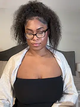 CandyLuxxxx online show from 14, 3, 2025