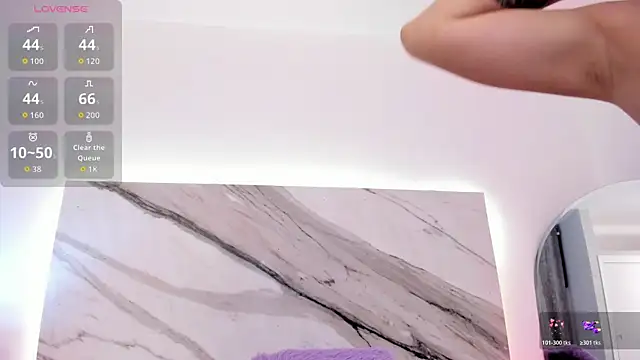 aisha vs online show from 24, 3, 2026