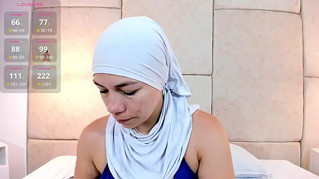 aisha vs online show from 11, 3, 2026