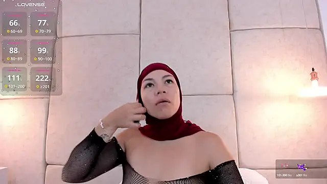 aisha vs online show from 1, 10, 2025