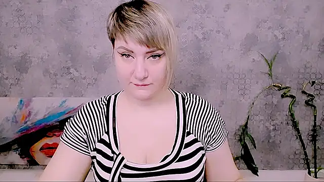 Snapshot of Djullia chatting on 28, 2, 2026 Djullia online show from 28, 2, 2026