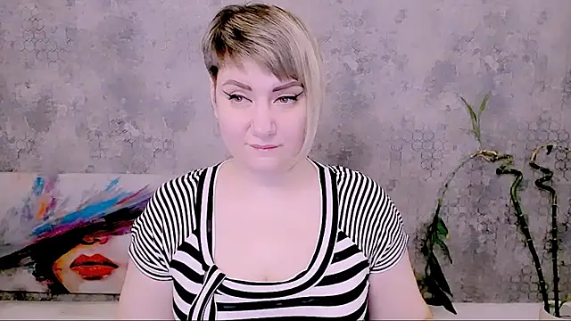 Snapshot of Djullia chatting on 20, 2, 2026 Djullia online show from 20, 2, 2026