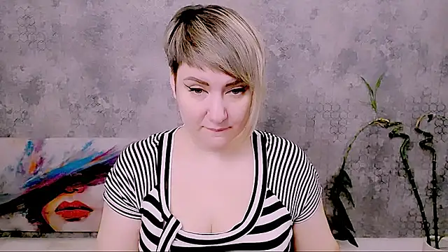 Snapshot of Djullia chatting on 9, 2, 2026 Djullia online show from 9, 2, 2026