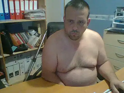 Snapshot of manubm03 chatting on 8, 8, 2026 manubm03 online show from 8, 8, 2026