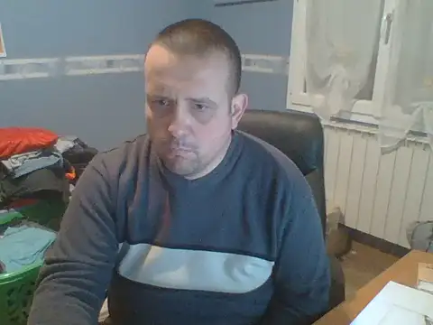 Snapshot of manubm03 chatting on 2, 2, 2026 manubm03 online show from 2, 2, 2026