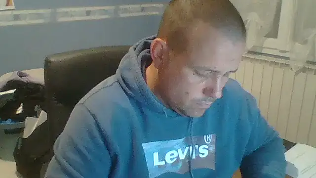 manubm03 online show from 13, 10, 2025