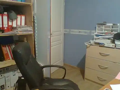 Snapshot of manubm03 chatting on 25, 6, 2026 manubm03 online show from 25, 6, 2026