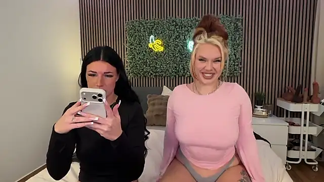 AnjaAmelia online show from 13, 3, 2026