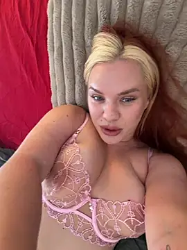 Snapshot of AnjaAmelia chatting on 17, 7, 2026 AnjaAmelia online show from 17, 7, 2026