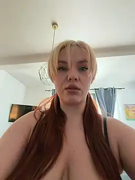 AnjaAmelia online show from 28, 4, 2026