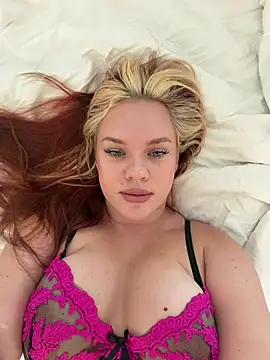 Snapshot of AnjaAmelia chatting on 23, 7, 2026 AnjaAmelia online show from 23, 7, 2026