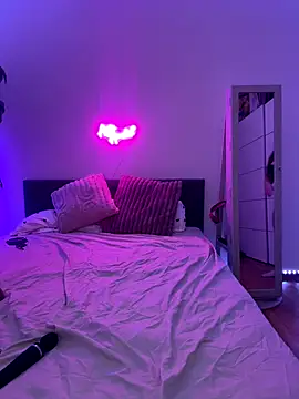 AnjaAmelia online show from 14, 11, 2025