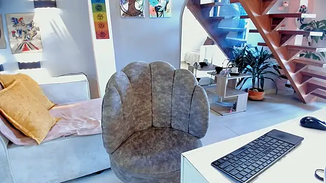 CelesteBreedlove online show from 9, 9, 2025