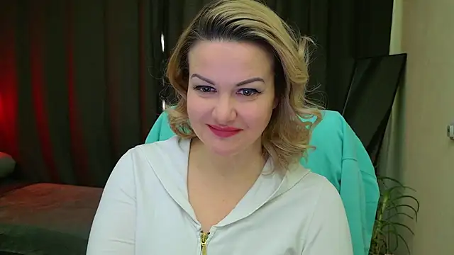 Snapshot of MishaMILF chatting on 22, 3, 2025 MishaMILF online show from 22, 3, 2025