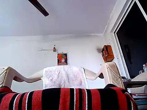 Snapshot of manan28 chatting on 19, 12, 2025 manan28 online show from 19, 12, 2025