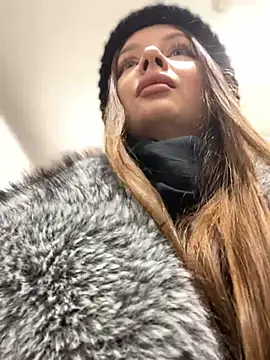 KrisMagnoly online show from 4, 2, 2026