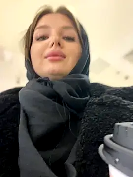 KrisMagnoly online show from 5, 11, 2025