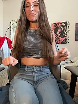 Snapshot of jade_369 chatting on 28, 2, 2025 jade 369 online show from 28, 2, 2025