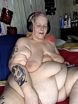 davisdesiresxh online show from 13, 1, 2026