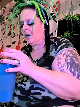 davisdesiresxh online show from 17, 3, 2025