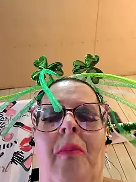 davisdesiresxh online show from 3, 3, 2025