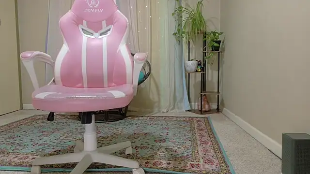 Snapshot of Emihaze chatting on 24, 3, 2026 Emihaze online show from 24, 3, 2026