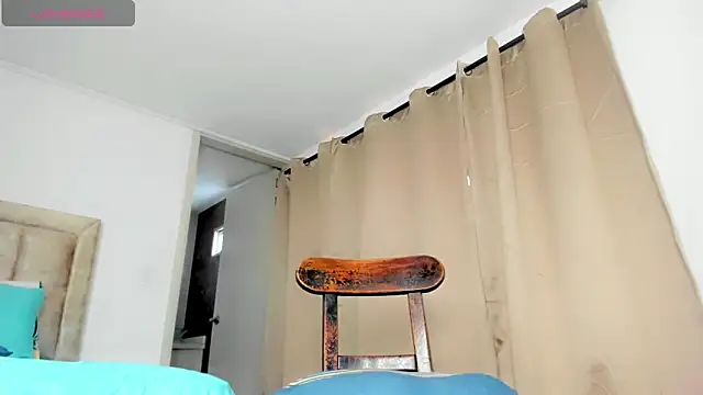 Genesis Sandoval online show from 26, 3, 2026