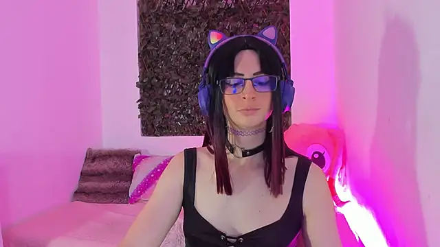 KimberlyJohnsoon online show from 18, 3, 2025