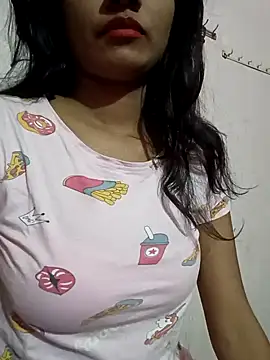 Shreya-Shetty09 online show from 15, 2, 2025