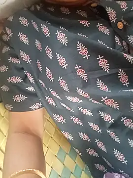 Shreya-Shetty09 online show from 8, 3, 2025