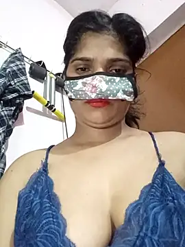 Shreya-Shetty09 online show from 24, 10, 2025