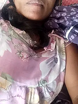 Shreya-Shetty09 online show from 26, 2, 2025