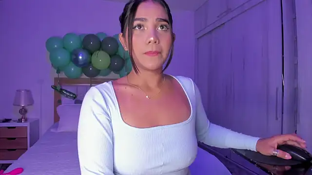 Snapshot of mia_hank chatting on 19, 3, 2025 mia hank online show from 19, 3, 2025