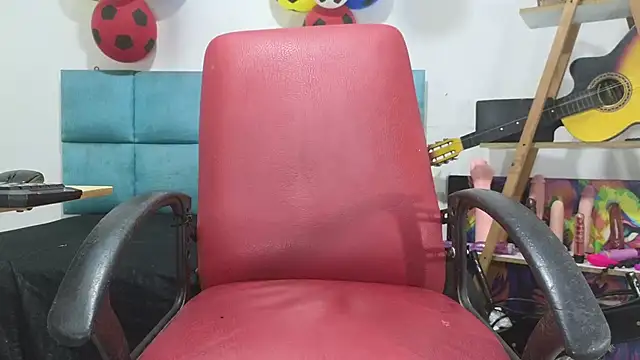 Snapshot of chirlleyy chatting on 12, 7, 2026 chirlleyy online show from 12, 7, 2026