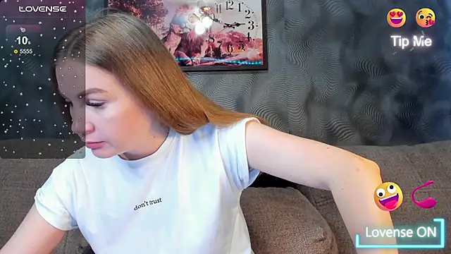 CassieMils online show from 9, 9, 2025