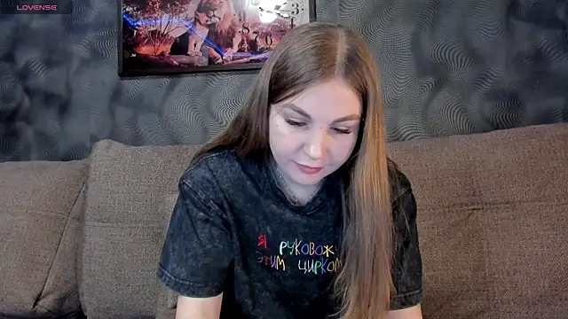 CassieMils online show from 22, 2, 2025