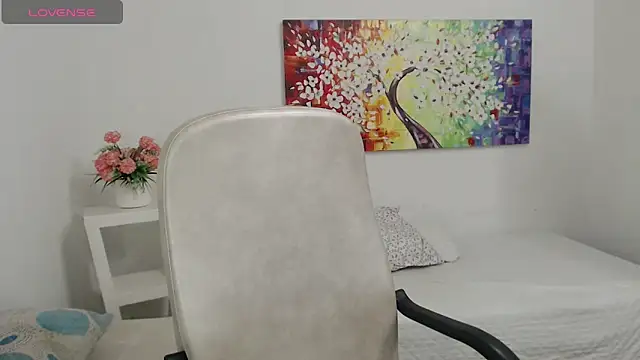 tania sweet   online show from 11, 6, 2026